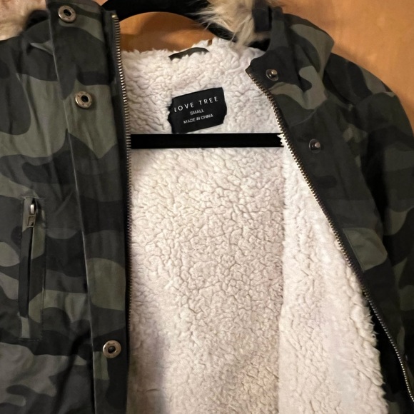 Winter jacket - Picture 3 of 4